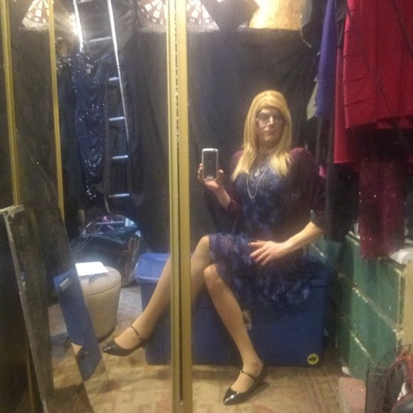 Charm - Picture 4 of 7